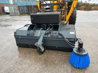 Telehandler Sweeper Collector 29