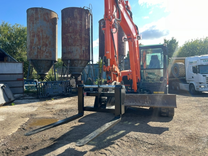 Excavator Pallet Forks